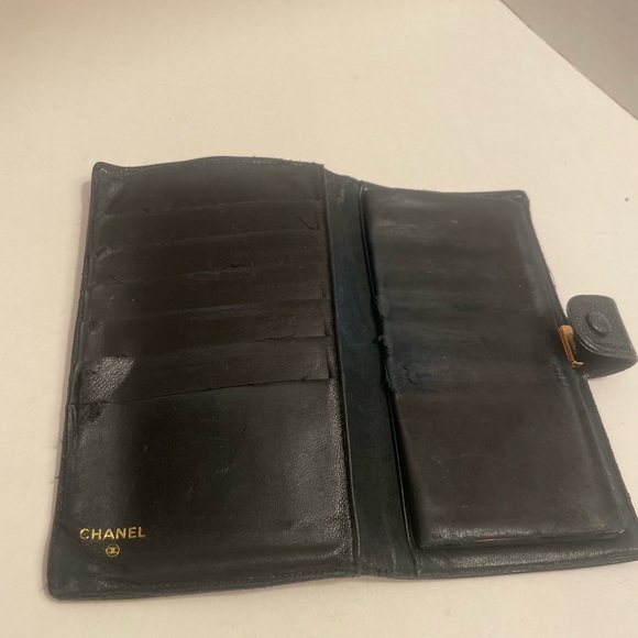 CHANEL BLACK CAVIAR LEATHER BI-FOLD WALLET KISS LOCK COIN PURSE PROJECT PIECE - Picture 16 of 16